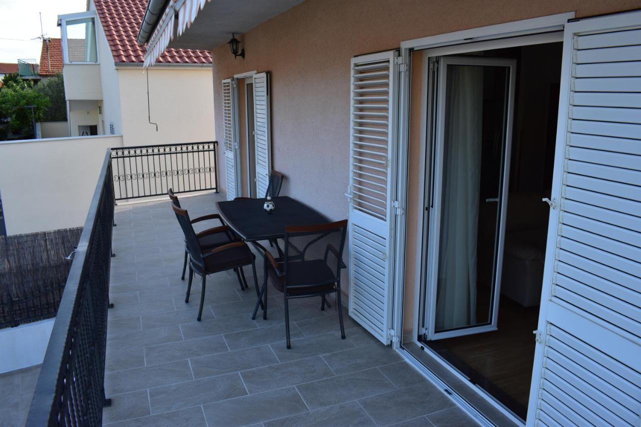 Holiday Home - Marija Шибеник Экстерьер фото